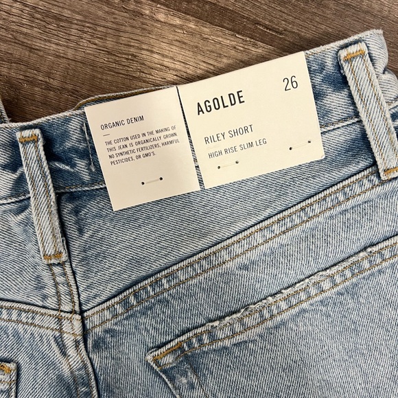 Agolde Riley Jean Short - Picture 3 of 3